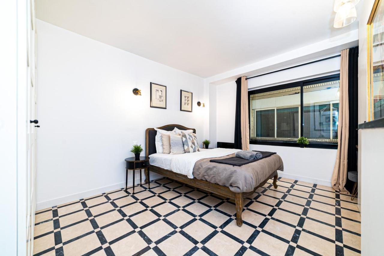 Luxurious Triplex - Marais & Montorgueil Lägenhet Paris Exteriör bild